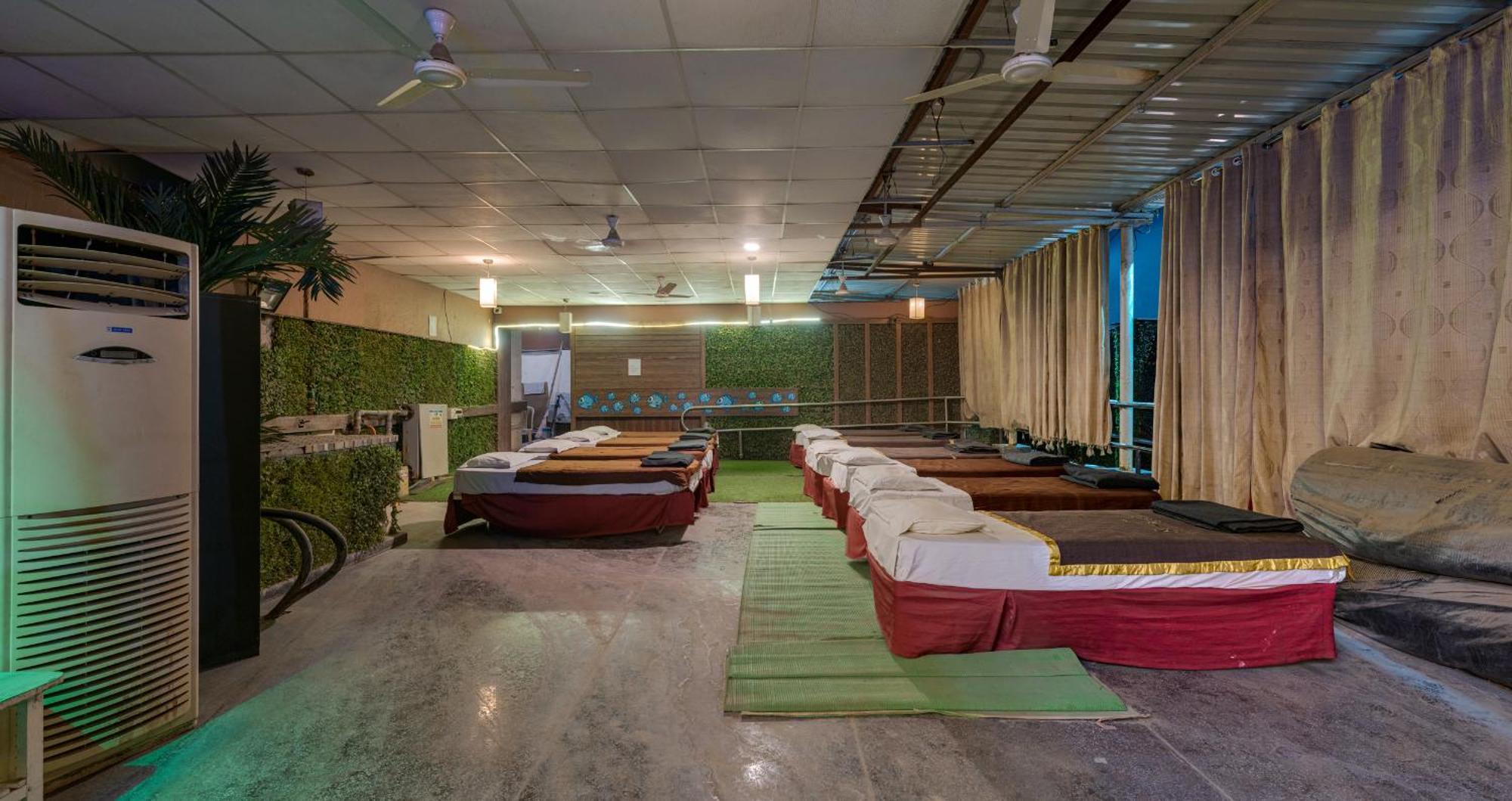 Hotel Surya Executive 3 Star Hotel Solapur Exterior photo